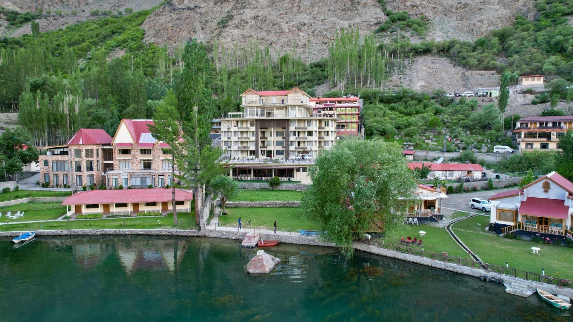 Tibet Hotel Skardu Ngoại thất bức ảnh