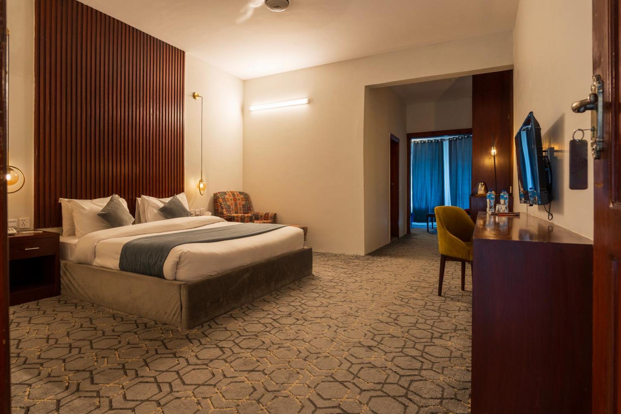 Tibet Hotel Skardu Ngoại thất bức ảnh